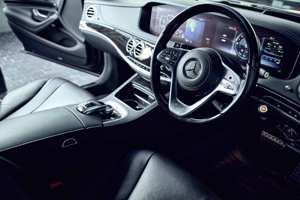 Mercedes